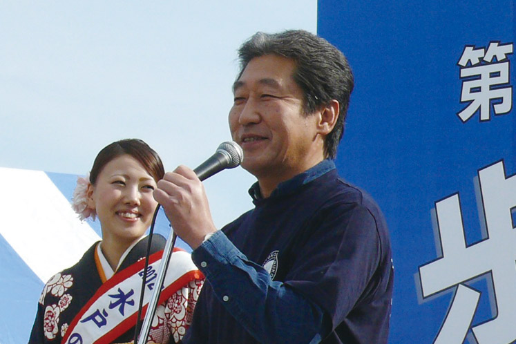 水戸黄門あるこう会 名誉会長:水戸徳川家十五代当主 徳川 斉正 様